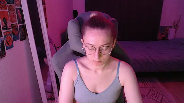 AnabelFrel online show from March 29, 2026, 12:43 am