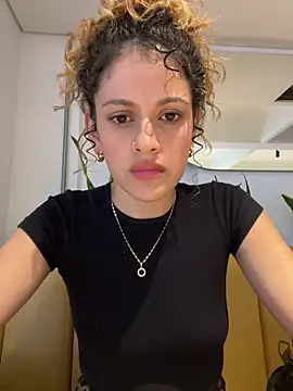 alana15 online show from December 22, 2024, 6:59 pm