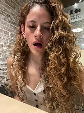 alana15 online show from March 1, 2025, 9:48 pm