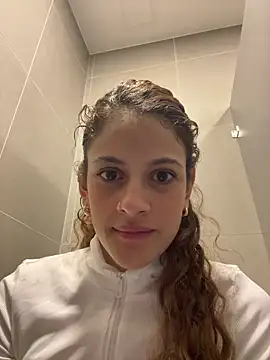 alana15 online show from March 4, 2025, 1:28 pm