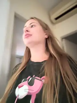 AlisaWhite online show from October 2, 2025, 1:51 pm