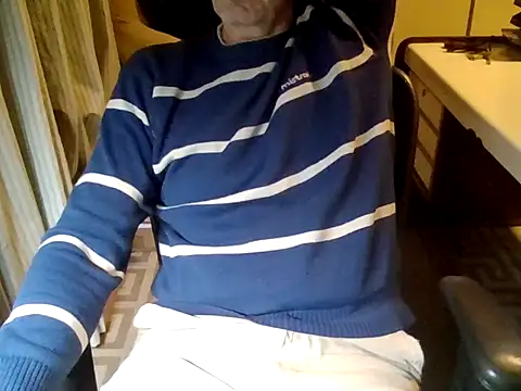 Snapshot of mariohurt101 chatting on September 22, 2025, 9:28 pm mariohurt101 online show from September 22, 2025, 9:28 pm