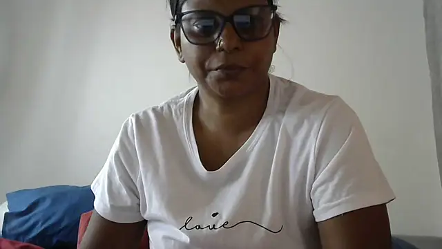 Snapshot of sunshinelady_ chatting on January 19, 2025, 2:49 pm sunshinelady  online show from January 19, 2025, 2:49 pm