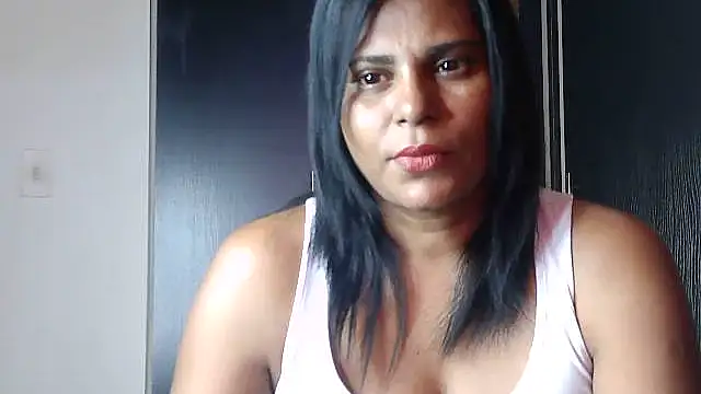 Snapshot of sunshinelady_ chatting on October 17, 2025, 12:30 pm sunshinelady  online show from October 17, 2025, 12:30 pm