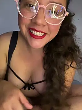 Snapshot of Vivi_Kvsh chatting on February 23, 2026, 11:02 pm Vivi Kvsh online show from February 23, 2026, 11:02 pm