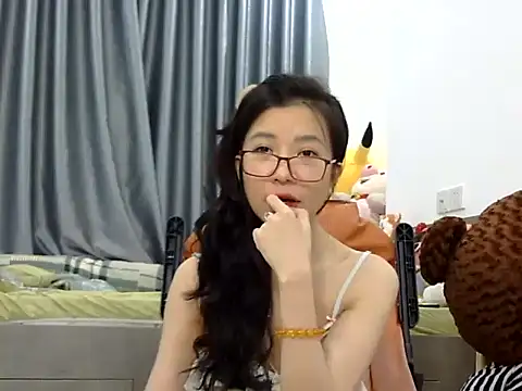 Cute Ruby01 online show from December 19, 2024, 3:19 pm