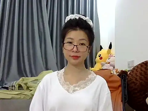 Cute Ruby01 online show from February 12, 2025, 12:22 pm