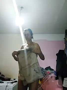 JoLeNe27 online show from November 3, 2025, 4:36 am