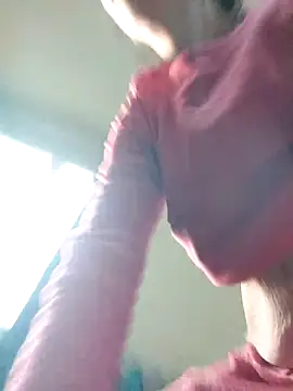 JoLeNe27 online show from April 16, 2026, 4:13 am