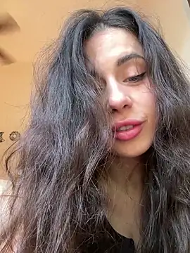 Snapshot of PartyQqHouse chatting on February 4, 2025, 6:06 pm PartyQqHouse online show from February 4, 2025, 6:06 pm