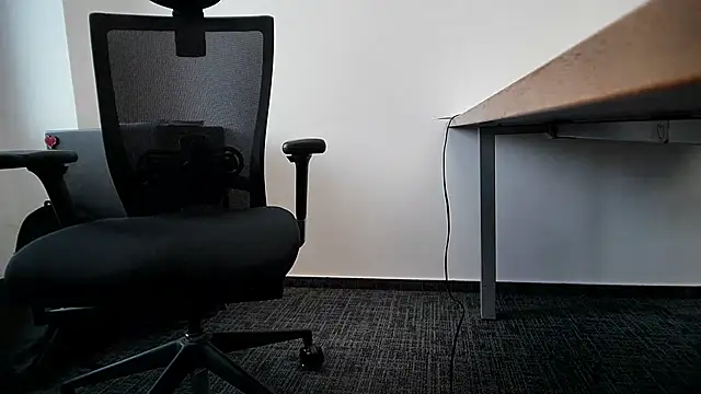 69bezfleku online show from December 10, 2024, 11:30 pm