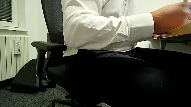 69bezfleku online show from February 5, 2025, 4:36 pm