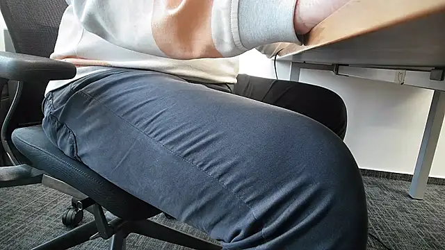 69bezfleku online show from November 10, 2025, 7:18 am