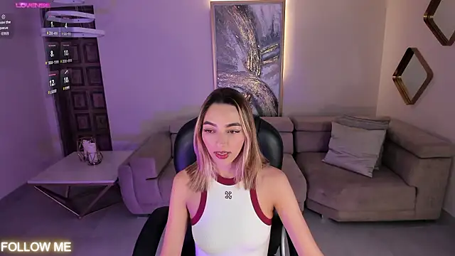 MelissaMoore  online show from March 1, 2026, 11:07 pm