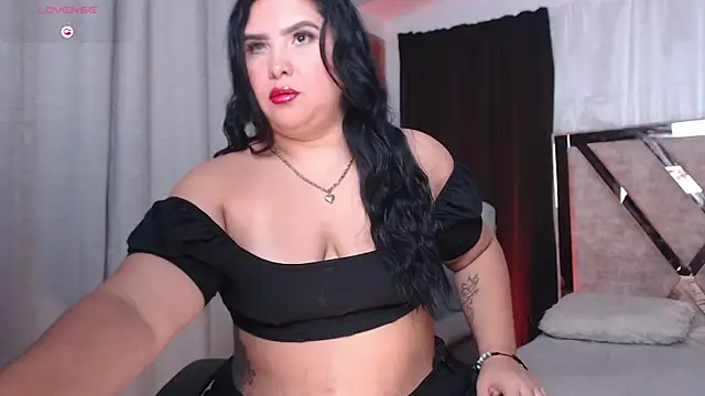 AGATHAA WHITE online show from March 13, 2026, 10:22 am