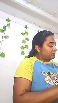 shayna all online show from November 7, 2025, 7:14 pm