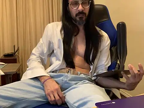 Youreherewithme online show from December 14, 2024, 6:24 am