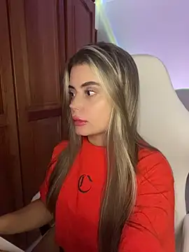 Snapshot of Miss_valeriaa chatting on July 5, 2026, 2:07 am Miss valeriaa online show from July 5, 2026, 2:07 am