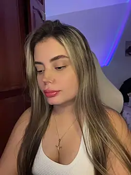 Snapshot of Miss_valeriaa chatting on July 15, 2026, 9:42 pm Miss valeriaa online show from July 15, 2026, 9:42 pm