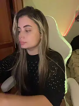 Snapshot of Miss_valeriaa chatting on July 17, 2026, 12:39 am Miss valeriaa online show from July 17, 2026, 12:39 am