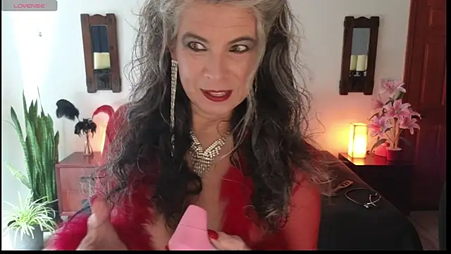 Snapshot of milfettefab chatting on March 2, 2025, 2:54 pm milfettefab online show from March 2, 2025, 2:54 pm