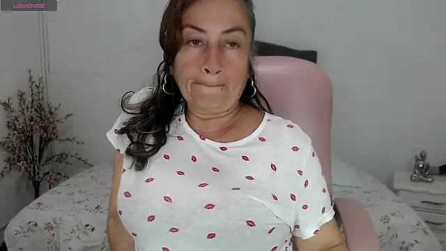 stepmother 105 online show from November 8, 2025, 2:39 pm