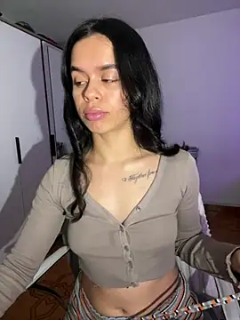 Snapshot of xlovelygirlx chatting on February 15, 2025, 11:58 pm xlovelygirlx online show from February 15, 2025, 11:58 pm