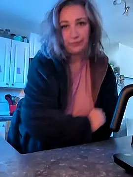 Snapshot of Canadian_BBW chatting on February 8, 2026, 10:35 pm Canadian BBW online show from February 8, 2026, 10:35 pm