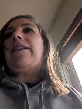 Snapshot of Canadian_BBW chatting on February 25, 2026, 10:08 pm Canadian BBW online show from February 25, 2026, 10:08 pm