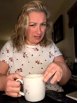 Snapshot of Canadian_BBW chatting on March 20, 2026, 12:54 pm Canadian BBW online show from March 20, 2026, 12:54 pm