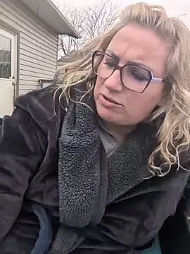 Snapshot of Canadian_BBW chatting on March 29, 2026, 8:31 pm Canadian BBW online show from March 29, 2026, 8:31 pm