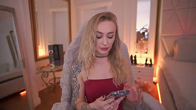 Snapshot of GraceCandy chatting on February 10, 2026, 10:36 pm GraceCandy online show from February 10, 2026, 10:36 pm