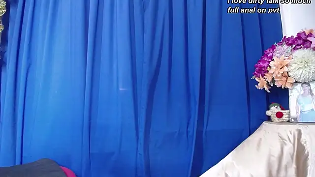 mia beatles online show from February 11, 2026, 4:34 pm