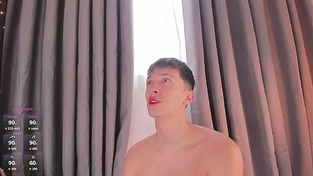 Snapshot of Thiago_jones chatting on November 8, 2025, 5:34 pm Thiago jones online show from November 8, 2025, 5:34 pm