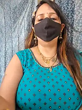 cute-tanvi online show from January 28, 2025, 5:00 am