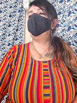 Snapshot of cute-tanvi chatting on September 24, 2025, 1:53 am cute-tanvi online show from September 24, 2025, 1:53 am