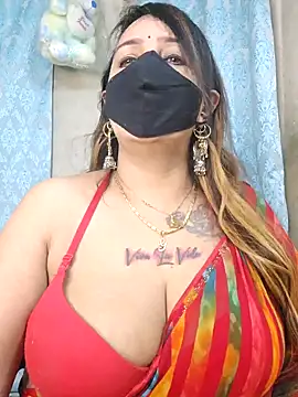 Snapshot of cute-tanvi chatting on November 12, 2025, 12:44 am cute-tanvi online show from November 12, 2025, 12:44 am