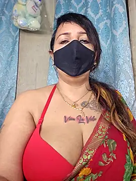 Snapshot of cute-tanvi chatting on November 21, 2025, 1:04 am cute-tanvi online show from November 21, 2025, 1:04 am