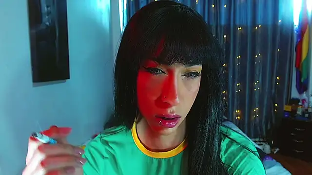 Kenisha Sweet online show from April 12, 2026, 4:12 pm