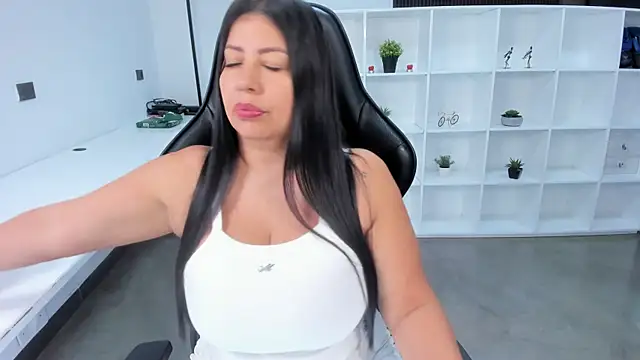 natural bigboobs online show from November 9, 2025, 7:34 pm