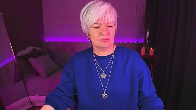 CarmenSoft online show from December 25, 2024, 8:28 pm