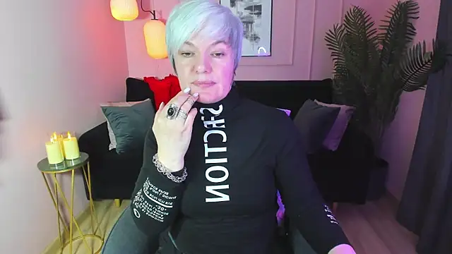 CarmenSoft online show from February 18, 2025, 9:20 pm