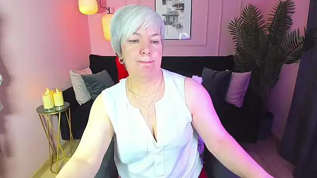 CarmenSoft online show from February 19, 2025, 12:25 am