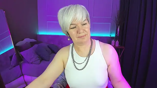 CarmenSoft online show from March 15, 2025, 11:39 pm