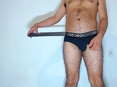 Snapshot of ares_sexxx chatting on December 18, 2024, 12:18 pm ares sexxx online show from December 18, 2024, 12:18 pm
