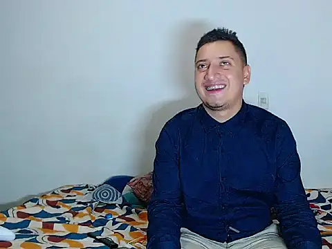 Snapshot of ares_sexxx chatting on December 30, 2024, 8:47 pm ares sexxx online show from December 30, 2024, 8:47 pm