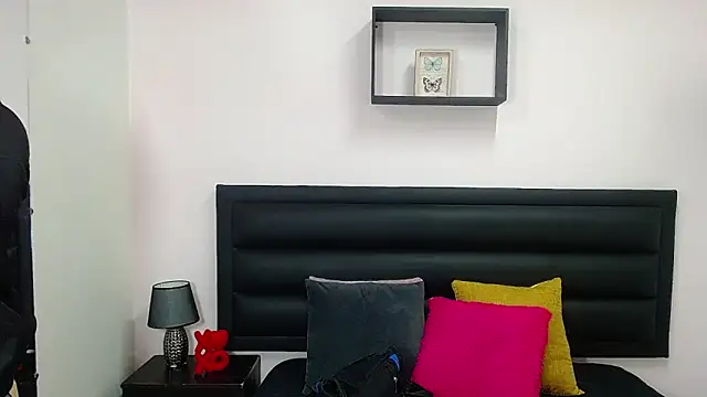 Snapshot of ares_sexxx chatting on March 1, 2025, 3:27 pm ares sexxx online show from March 1, 2025, 3:27 pm