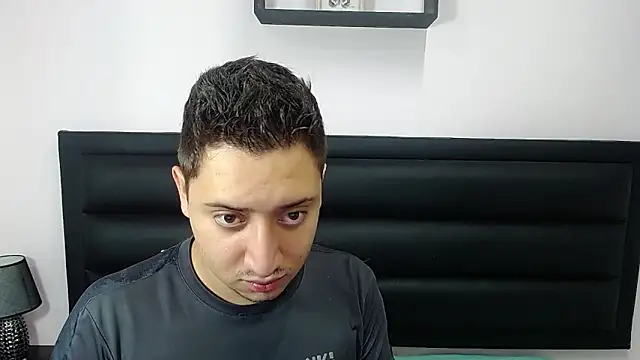 Snapshot of ares_sexxx chatting on March 4, 2025, 2:42 pm ares sexxx online show from March 4, 2025, 2:42 pm