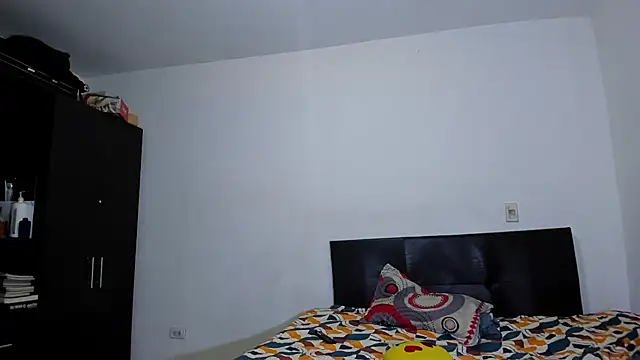 ares sexxx online show from February 15, 2026, 2:14 pm