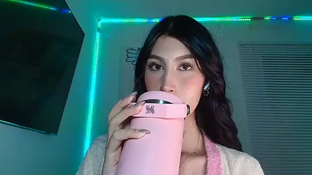 Snapshot of valeria_gonzales_ chatting on March 27, 2026, 11:59 pm valeria gonzales online show from March 27, 2026, 11:59 pm